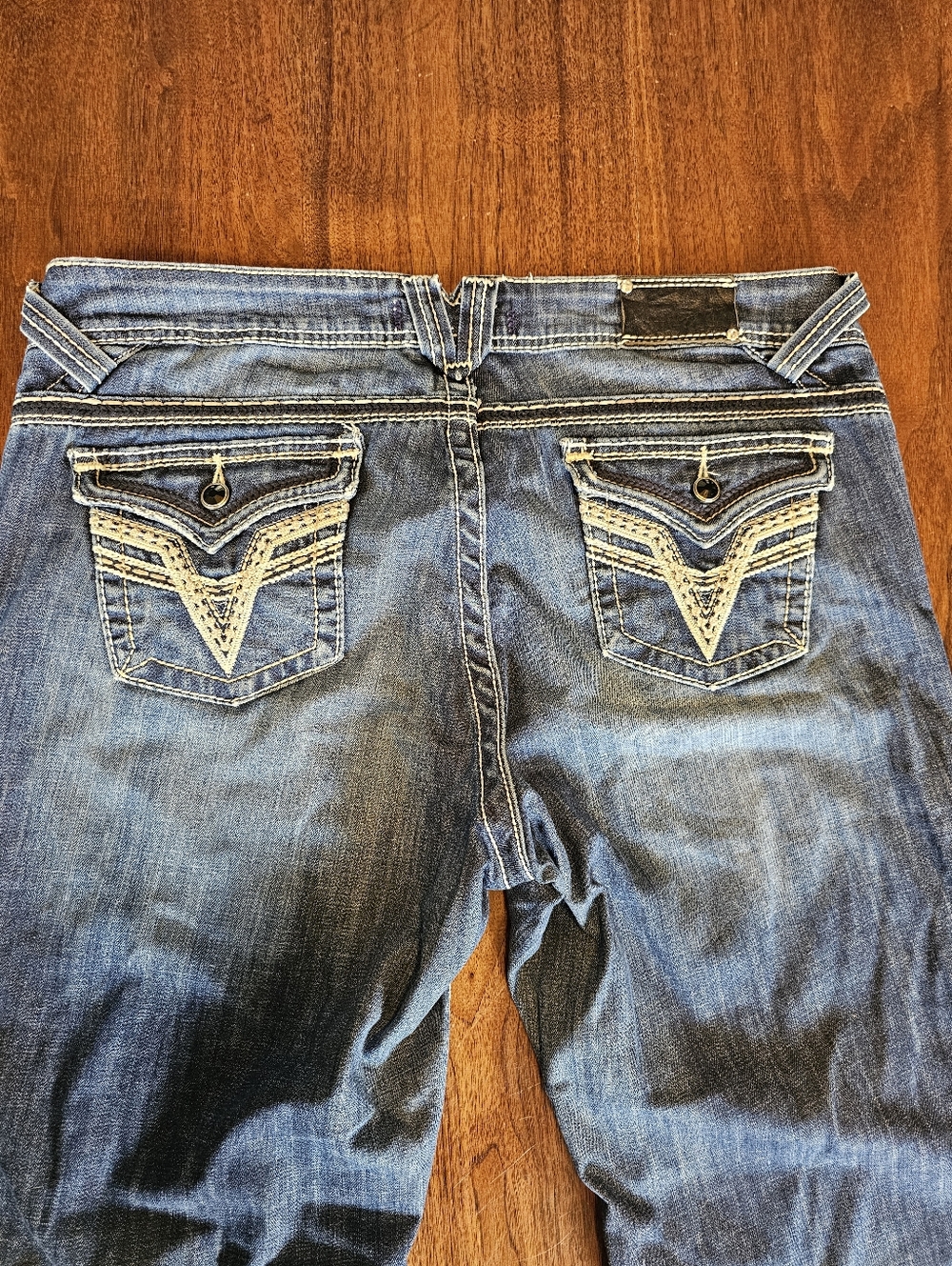 Vigoss Boot Cut Flare Jeans With Black Studded Gems Size 18 - Picture 3 of 9